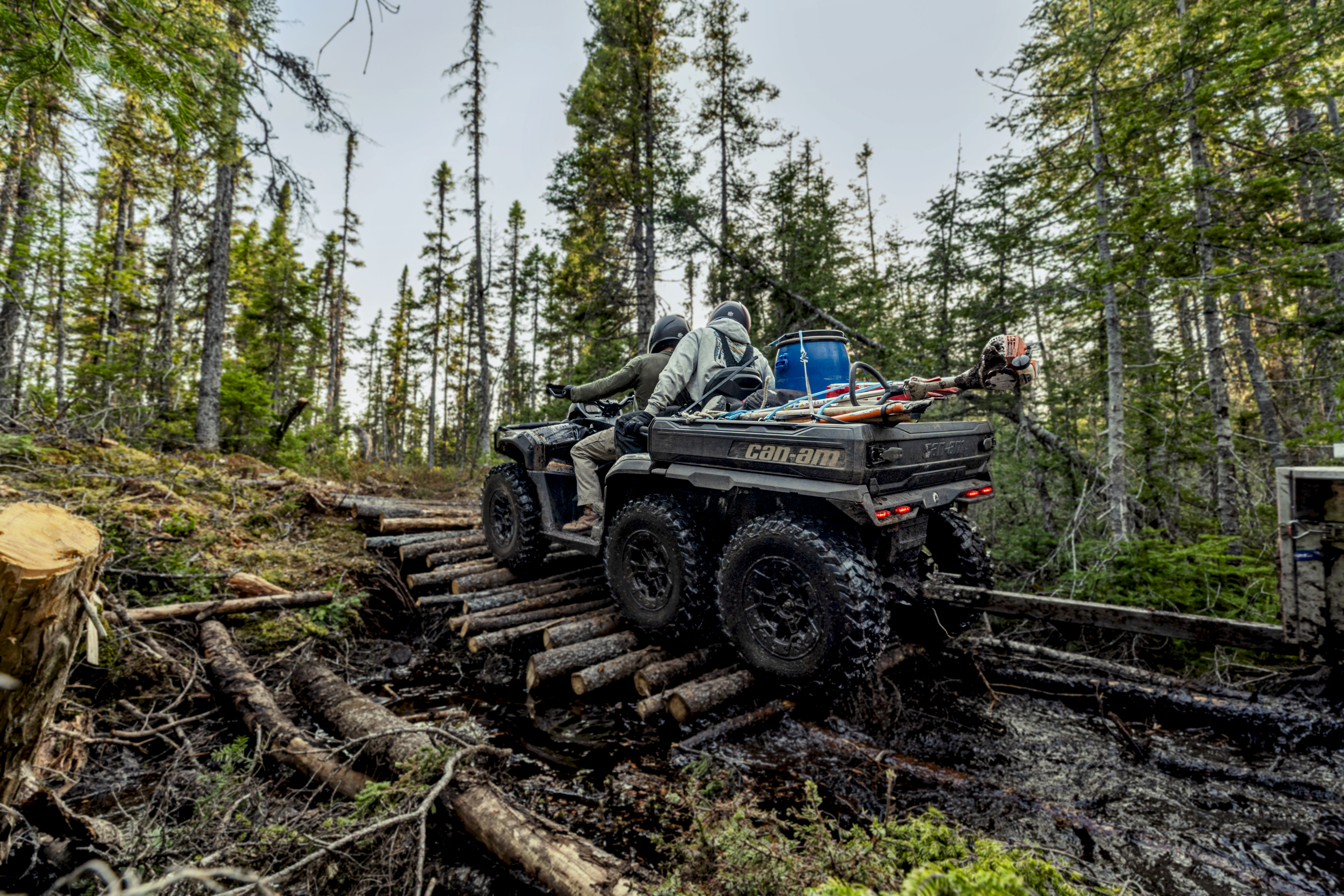 Outlander 6x6 Waldarbeiten