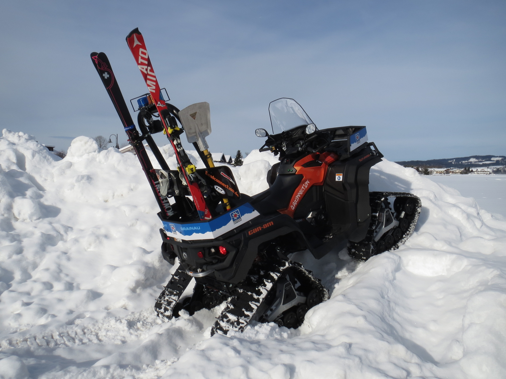 Outlander 1000 Max - Rettungsfahrzeug Detailbild